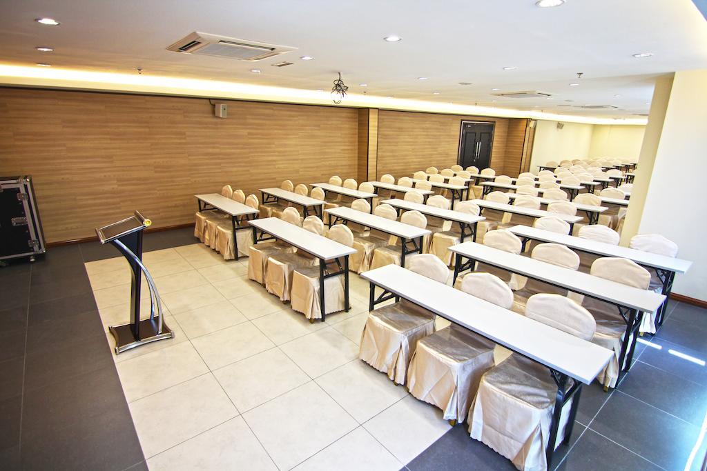 Putatan Platinum Hotel Κότα Κιναμπαλού Εξωτερικό φωτογραφία
