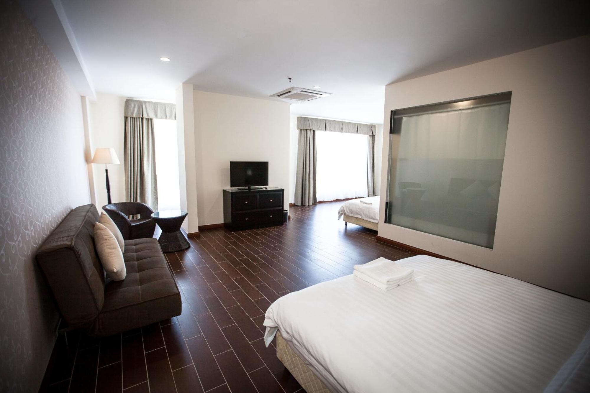 Putatan Platinum Hotel Κότα Κιναμπαλού Δωμάτιο φωτογραφία